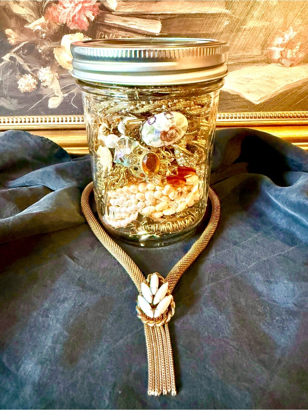 Vintage Mystery Jewelry Jar - Golden Night ๐๐ค๐๐ค - Picture 4 of 7